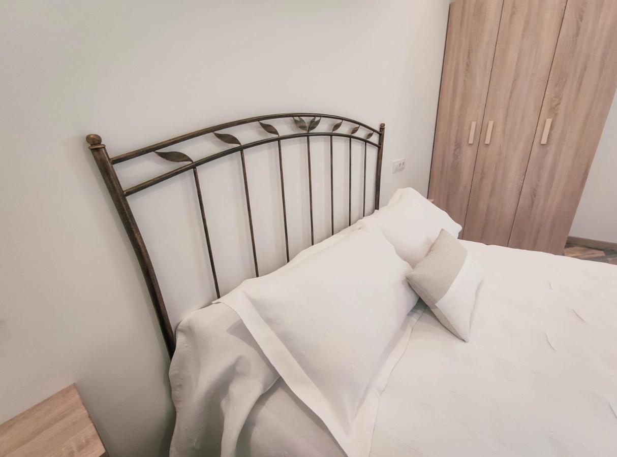 Hostal Oleo Auto Check-In サンタンデール エクステリア 写真